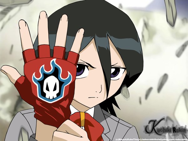 Anime picture 1600x1200 with bleach studio pierrot kuchiki rukia single looking at viewer fringe black hair hair between eyes purple eyes arm up character names close-up serious adjusting clothes adjusting gloves girl gloves uniform bow school uniform