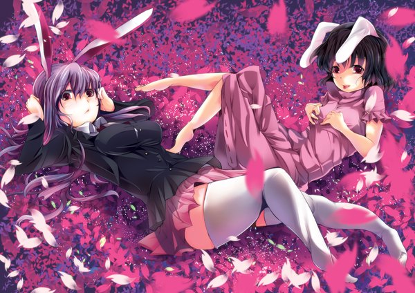 Anime picture 2000x1415 with touhou reisen udongein inaba inaba tewi jyuuji (artist) long hair highres short hair black hair red eyes multiple girls purple hair barefoot bunny ears bunny girl girl thighhighs skirt 2 girls miniskirt petals