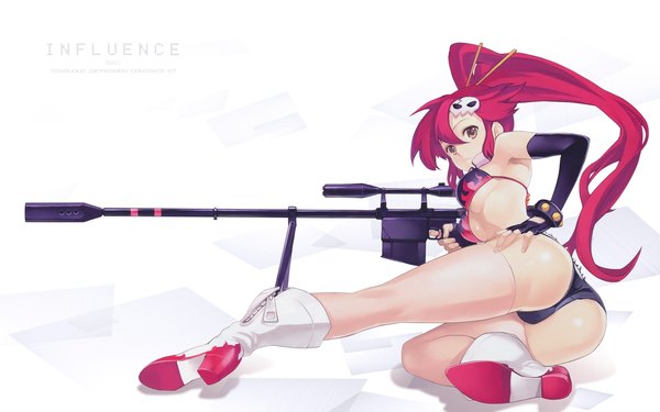 Anime picture 1680x1050 with tengen toppa gurren lagann gainax yoko littner nagi ryou light erotic wide image white background ass underboob thighhighs gun