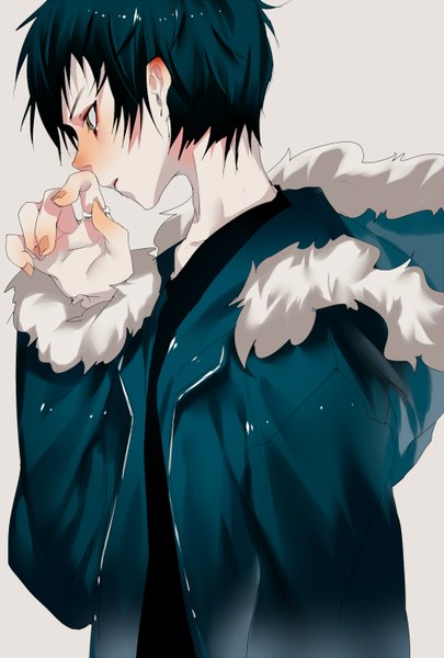 Anime picture 1000x1480 with durarara!! brains base (studio) orihara izaya syeoseul single tall image short hair black hair simple background looking away profile fingernails open clothes open jacket fur trim boy jacket fur ring hoodie