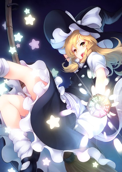 Anime picture 905x1280 with touhou kirisame marisa ricegnat single long hair tall image looking at viewer blush open mouth blonde hair yellow eyes braid (braids) :d teeth puffy sleeves floating hair magic leg lift (legs lift) witch girl