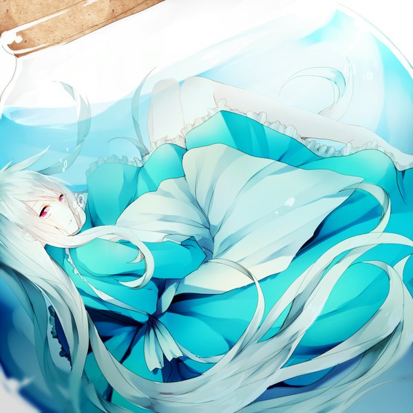 Anime picture 1000x1000 with kagerou project shaft (studio) mary (kagerou project) natsumura amata single fringe red eyes looking away white hair very long hair legs pale skin underwater girl dress water frills apron bubble (bubbles)