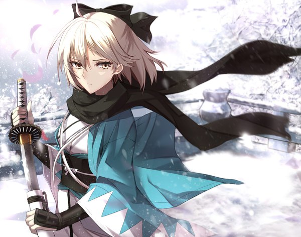 Anime picture 2164x1704 with fate (series) koha-ace okita souji (fate) (all) okita souji (koha-ace) shiguru single looking at viewer fringe highres short hair blonde hair hair between eyes holding yellow eyes looking away upper body ahoge outdoors traditional clothes japanese clothes