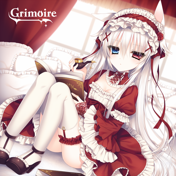 Anime picture 850x850 with original tsukikage nemu single long hair looking at viewer blush fringe blue eyes hair between eyes red eyes sitting holding bent knee (knees) wide sleeves high heels dutch angle heterochromia lolita fashion knees touching :<