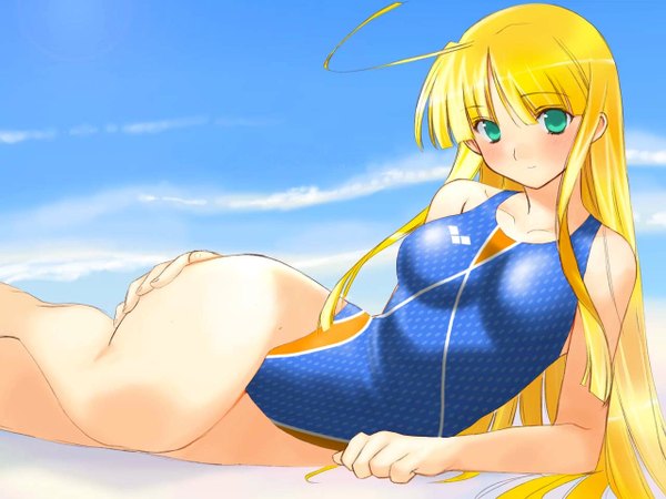 Anime picture 1280x960 with rance (series) lizna ranfbit blonde hair green eyes ahoge lying wallpaper on side swimsuit one-piece swimsuit competition swimsuit orion rance5d