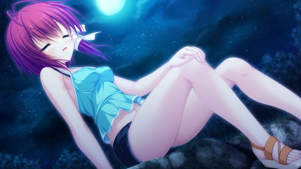 Anime picture 1920x1080 with justy nasty whirlpool (studio) kuroki kirie mikagami mamizu single blush highres short hair smile wide image sitting game cg red hair eyes closed night arm support hand on knee girl shorts moon
