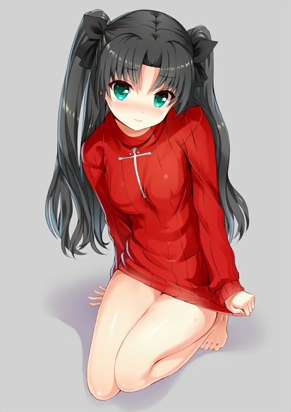 Anime picture 706x1000 with fate (series) fate/stay night type-moon toosaka rin arudehido single long hair tall image looking at viewer blush black hair simple background twintails green eyes barefoot grey background bare legs kneeling revision girl