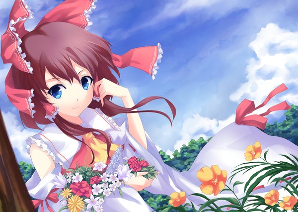 Anime picture 1400x994 with touhou hakurei reimu vinashyra (artist) single blue eyes brown hair cloud (clouds) miko girl flower (flowers) bow hair bow detached sleeves