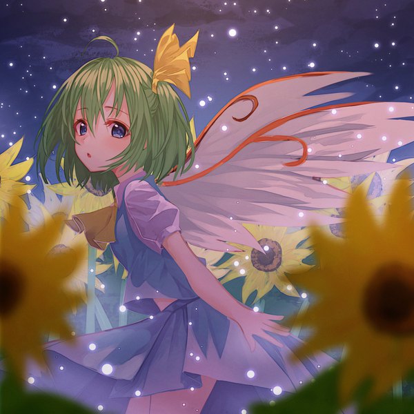 Anime picture 1500x1500 with touhou daiyousei lo-ta single looking at viewer fringe short hair blue eyes hair between eyes ahoge green hair :o one side up girl flower (flowers) bow hair bow wings insect ascot