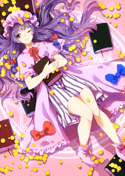Anime picture 700x989 with touhou patchouli knowledge mame (yangqi787) single long hair tall image looking at viewer fringe smile purple eyes purple hair lying one eye closed from above wink girl dress bow hair bow book (books)