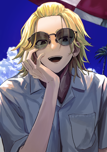 Anime picture 1191x1684 with tokyo revengers sano manjirou lumian (user lomen) single tall image looking at viewer short hair open mouth blonde hair sky cloud (clouds) outdoors :d black eyes head rest boy plant (plants) tree (trees) sunglasses palm tree