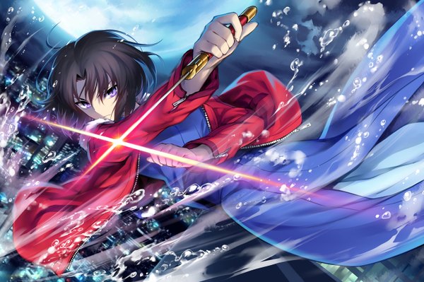 Anime picture 1352x900 with fate (series) fate/grand order kara no kyoukai type-moon ryougi shiki kousaki rui single short hair brown hair purple eyes holding looking away ahoge outdoors blurry night open jacket city fighting stance city lights