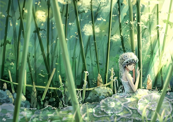 Anime picture 1000x706 with original zha tang tang yu looking at viewer short hair black hair bare shoulders looking back black eyes sunlight off shoulder turning head nature dress hair ornament flower (flowers) plant (plants) white dress bamboo