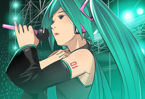 Anime picture 2000x1376 with vocaloid hatsune miku hino kahoru single long hair highres twintails looking away upper body nail polish aqua eyes fingernails aqua hair long fingernails pink nail polish girl detached sleeves microphone glowstick