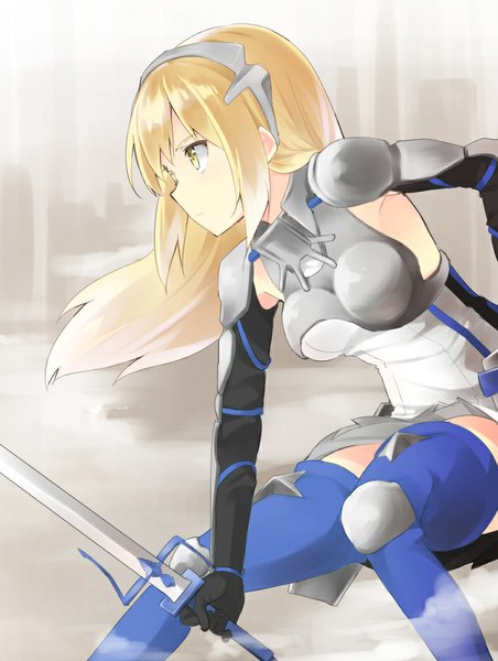 Anime picture 698x926 with dungeon ni deai wo motomeru no wa machigatteiru darou ka j.c. staff aiz wallenstein musk tiger single long hair tall image blonde hair yellow eyes looking away fighting stance girl dress gloves weapon sword boots headdress armor thigh boots