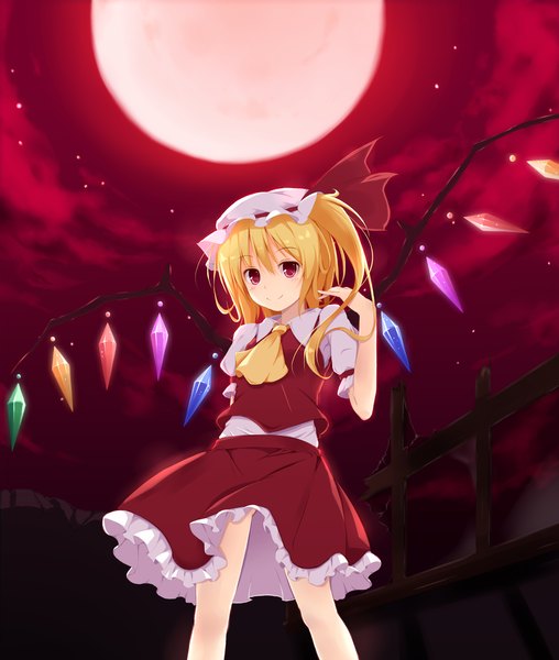 Anime picture 1600x1890 with touhou flandre scarlet fal maro single tall image short hair blonde hair smile red eyes one side up red moon girl dress skirt wings bonnet skirt set