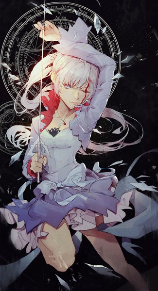 Anime picture 1000x1844 with rwby rooster teeth weiss schnee kuroduki (pieat) single long hair tall image looking at viewer fringe blue eyes holding bent knee (knees) white hair ponytail long sleeves one eye closed wide sleeves magic black background scar