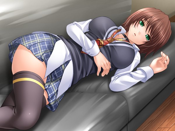 Anime picture 1024x768 with kago no naka no kanojo short hair brown hair green eyes game cg girl thighhighs black thighhighs couch