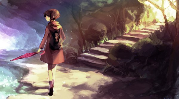 Anime picture 1500x837 with original noco (adamas) single short hair brown hair wide image looking back grey eyes light girl water umbrella bag stairs