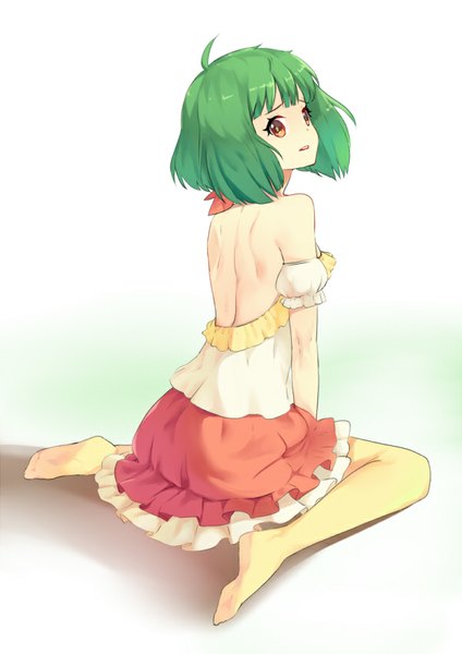 Anime picture 600x848 with macross macross frontier ranka lee shovelwall single tall image fringe short hair simple background red eyes sitting bare shoulders ahoge looking back green hair bare back girl thighhighs