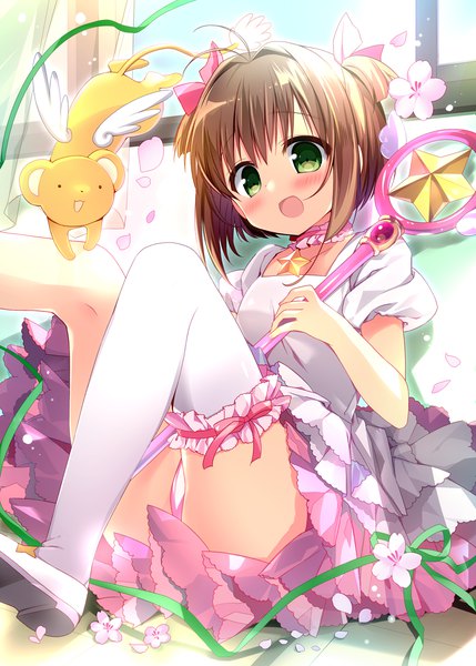 Anime picture 858x1200 with card captor sakura clamp kinomoto sakura kero (cardcaptor sakura) nagayama yuunon tall image blush fringe short hair open mouth light erotic brown hair sitting holding green eyes ahoge bent knee (knees) indoors two side up pantyshot