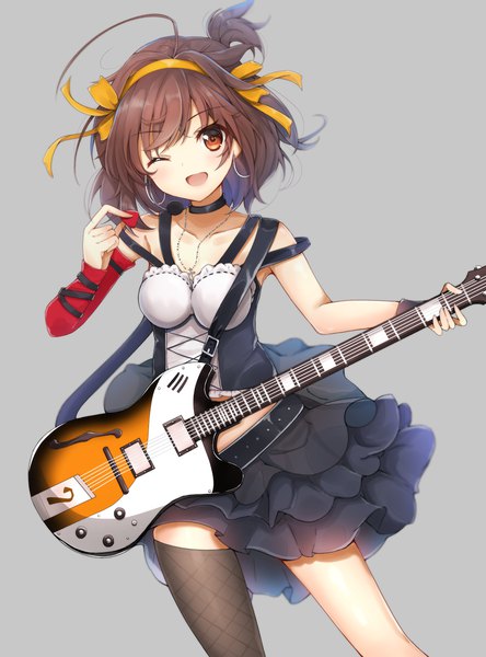 Anime picture 989x1334 with suzumiya haruhi no yuutsu kyoto animation suzumiya haruhi himemiya shuang single tall image looking at viewer short hair open mouth simple background brown hair brown eyes ahoge one eye closed wink grey background asymmetrical legwear girl thighhighs ribbon (ribbons)