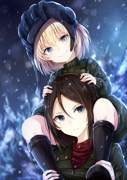 Anime picture 1000x1412 with girls und panzer katyusha (girls und panzer) nonna (girls und panzer) hiiragi yashiro tall image looking at viewer fringe short hair blue eyes black hair blonde hair smile hair between eyes multiple girls snowing carrying shoulder carry girl 2 girls jacket