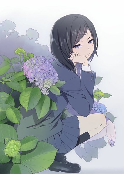 Anime picture 569x800 with original mattaku mousuke single long hair tall image looking at viewer fringe black hair simple background purple eyes head tilt pleated skirt looking back grey background squat expressionless hand on face head rest girl skirt