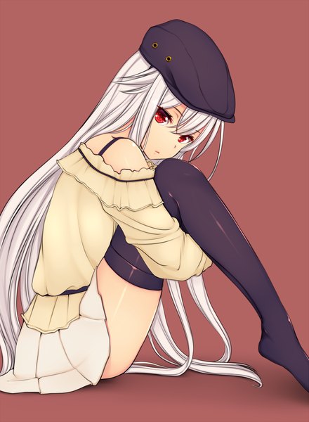 Anime picture 880x1200 with original afilia (kiyomin) kiyomin single long hair tall image fringe simple background red eyes sitting white hair no shoes brown background vampire leg hug girl thighhighs skirt black thighhighs hat