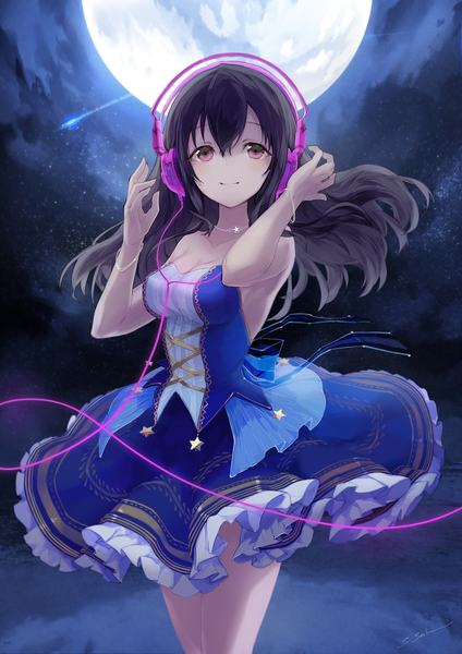 Anime picture 955x1351 with idolmaster idolmaster cinderella girls fujiwara hajime sakuma shiki single long hair tall image fringe black hair hair between eyes bare shoulders pink eyes light smile night night sky floating hair shooting star girl skirt choker