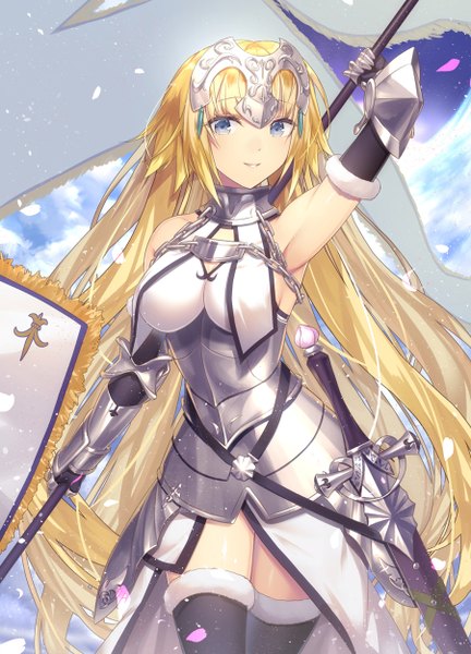 Anime picture 900x1250 with fate (series) fate/apocrypha type-moon jeanne d'arc (fate) (all) jeanne d'arc (fate) keito (kazamatuli) single tall image looking at viewer fringe blue eyes blonde hair smile sky cloud (clouds) outdoors very long hair arm up wind armpit (armpits)