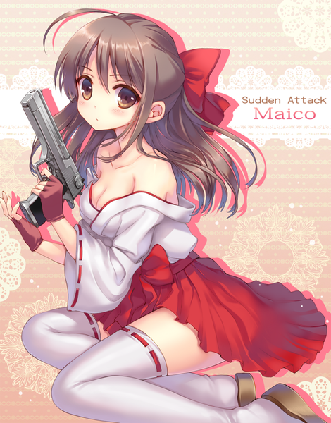 Anime picture 800x1020 with original momoko (momopoco) single long hair tall image blush black hair brown eyes ahoge traditional clothes miko girl thighhighs gloves bow weapon hair bow white thighhighs fingerless gloves gun