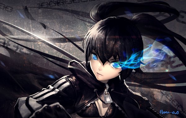 Anime picture 6561x4169 with black rock shooter black rock shooter (character) han-0v0 single long hair looking at viewer fringe highres blue eyes black hair twintails signed absurdres glowing glowing eye (eyes) girl gloves black gloves cloak bikini top