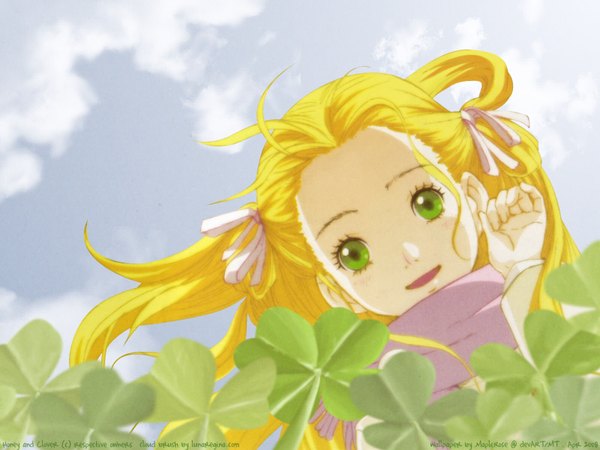 Anime picture 1600x1200 with honey and clover j.c. staff hanamoto hagumi maplerose single long hair blonde hair smile green eyes sky cloud (clouds) girl scarf clover (plant)