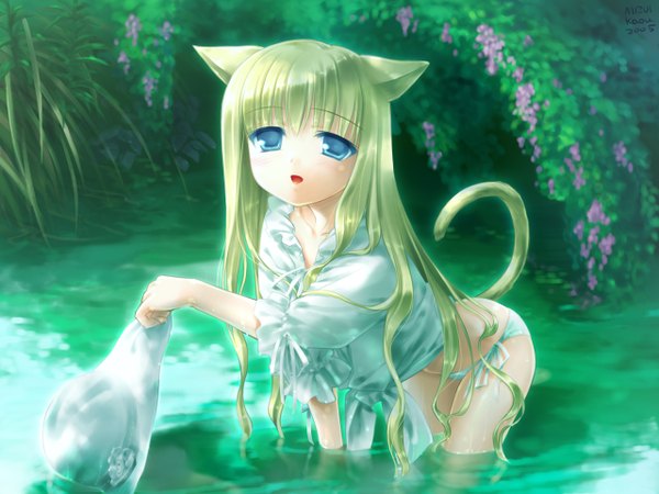 Anime picture 1280x960 with single long hair blue eyes blonde hair animal ears tail cat ears cat girl girl swimsuit bikini water