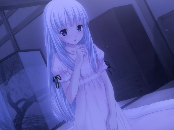 Anime picture 1024x768 with kitto, sumiwataru asairo yori mo (game) long hair blue eyes game cg white hair girl nightie