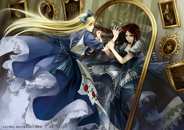 Anime picture 1000x707 with alice in wonderland alice (wonderland) lan wu long hair blue eyes blonde hair smile multiple girls very long hair portrait reflection angry surprised smirk broken glass different reflection girl dress flower (flowers) bow