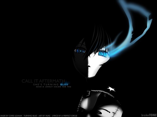 Anime picture 1600x1200 with black rock shooter black rock shooter (character) single looking at viewer short hair blue eyes black hair inscription wallpaper glowing black background scar glowing eye (eyes) girl star (symbol) bikini top