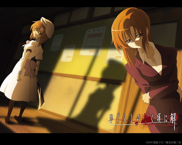 Anime picture 1280x1024 with higurashi no naku koro ni studio deen ryuuguu rena fringe short hair blue eyes hair between eyes brown hair multiple girls holding payot indoors long sleeves parted lips looking back from behind shadow short sleeves leaning dutch angle