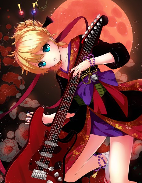 Anime picture 1000x1285 with vocaloid kagamine rin marmalade (elfless vanilla) single long hair tall image looking at viewer fringe blue eyes blonde hair standing bent knee (knees) traditional clothes head tilt japanese clothes hair bun (hair buns) floral print red moon girl bow