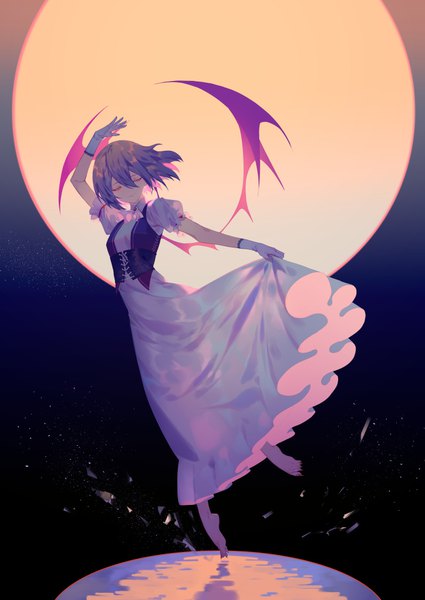 Anime picture 724x1023 with touhou remilia scarlet yamakawa single tall image fringe short hair hair between eyes red eyes sky full body barefoot arm up night short sleeves alternate costume puffy sleeves night sky bat wings toenails