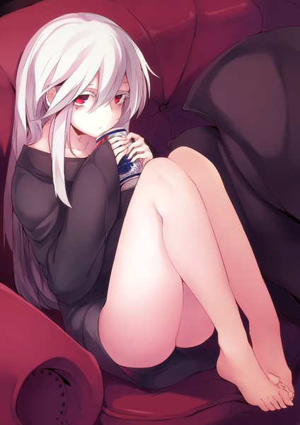 Anime picture 1000x1415 with original shiroi ko (otokuyou) otokuyou single long hair tall image looking at viewer fringe light erotic hair between eyes red eyes sitting holding payot bent knee (knees) white hair long sleeves barefoot from above wide sleeves
