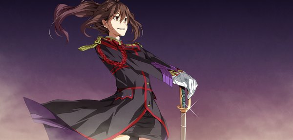 Anime picture 2250x1080 with soushuu senshinkan gakuen hachimyoujin g yuusuke single long hair highres smile brown hair wide image brown eyes game cg ponytail dark background girl gloves weapon sword