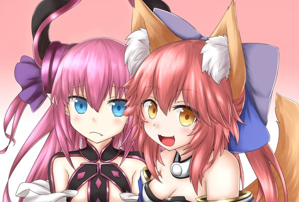 Anime picture 1300x880 with fate (series) fate/grand order fate/extra fate/extra ccc tamamo (fate) (all) tamamo no mae (fate) elizabeth bathory (fate) (all) elizabeth bathory (fate) horokusa (korai) long hair looking at viewer blush fringe open mouth blue eyes light erotic simple background hair between eyes bare shoulders multiple girls