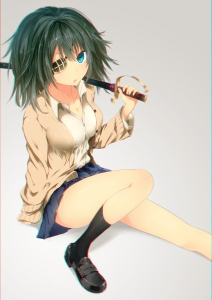 Anime picture 2000x2829 with kantai collection kiso light cruiser sune (mugendai) single tall image looking at viewer fringe highres short hair blue eyes simple background sitting holding bent knee (knees) long sleeves parted lips pleated skirt green hair from above grey background