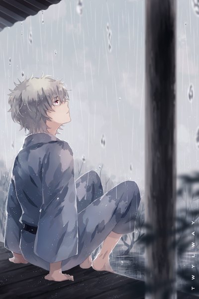 Anime picture 1000x1500 with gintama sunrise (studio) sakata gintoki twylway single tall image short hair red eyes sitting signed traditional clothes japanese clothes profile barefoot grey hair looking up rain boy yukata child (children)