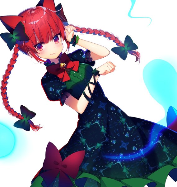 Anime picture 1500x1580 with touhou kaenbyou rin koto seori single long hair tall image looking at viewer blush fringe simple background smile red eyes animal ears payot red hair blunt bangs braid (braids) cat ears short sleeves cat girl