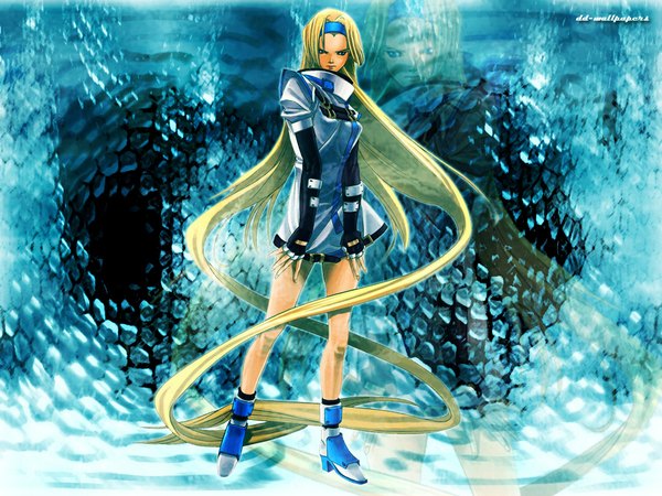 Anime picture 1024x768 with guilty gear isuka millia rage single blue eyes blonde hair very long hair girl gloves elbow gloves