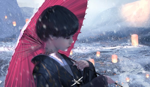 Anime picture 1400x810 with ghost blade jade (ghost blade) wlop single short hair black hair wide image standing holding signed upper body outdoors eyes closed long sleeves traditional clothes japanese clothes profile wind blurry wide sleeves