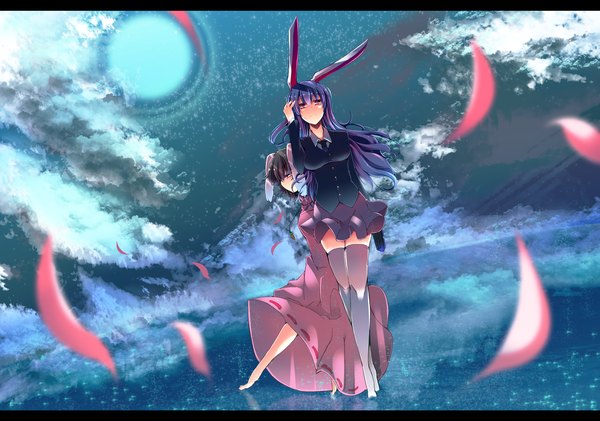 Anime picture 2000x1405 with touhou reisen udongein inaba inaba tewi jyuuji (artist) long hair highres short hair black hair red eyes multiple girls purple hair cloud (clouds) barefoot bunny ears zettai ryouiki bunny girl frown girl thighhighs dress
